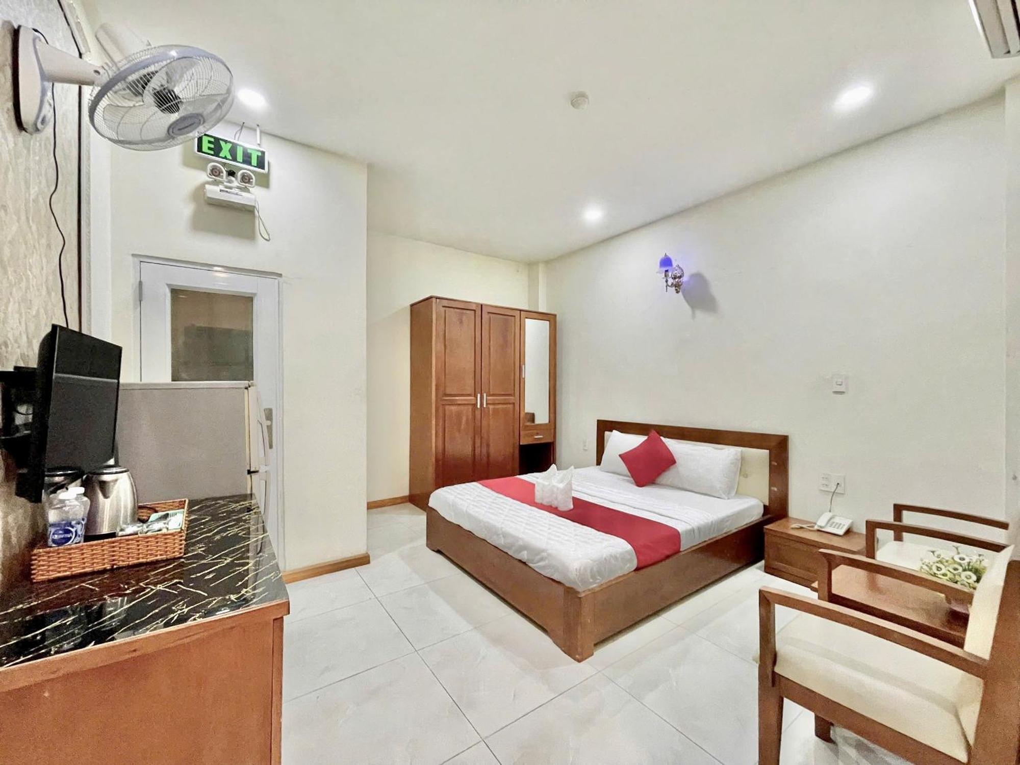 Nhu Y Hotel Ho Chi Minh City Exterior photo