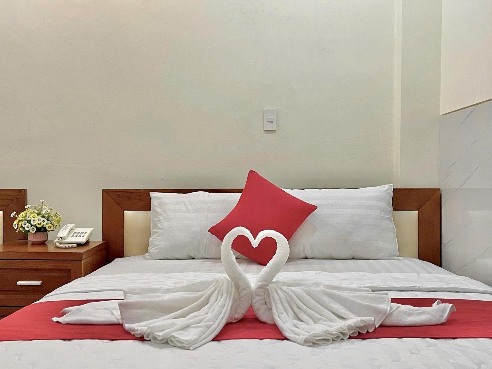 Nhu Y Hotel Ho Chi Minh City Exterior photo